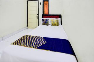 OYO Life 93260 Bale Kosan - Tanjung - 7