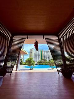 Modern Cozy Studio with Balcony - 9