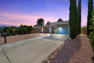 l NEW l Fully Remodeled 3BR 2BTH l 1 Min to Veterans Memorial Park - Sierra Vista - 9