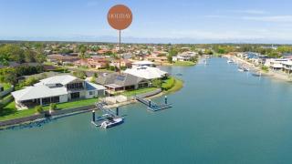 Sunsets at 101 - Pet Friendly Waterfront - Yamba - 1