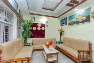 OYO 811 Hotel New Pokhara Palace - 4