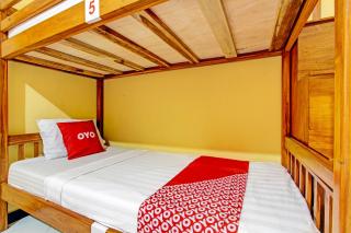 OYO 93595 Puri Adem 86 Syariah BunkbedNearMerapi Golf Club - Yogyakarta - 5