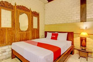 OYO Homes 93598 Omah Baturan Syariah - Solo - 6