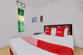 OYO Homes 93599 Homestay Bambu Oerip Syariah - 5