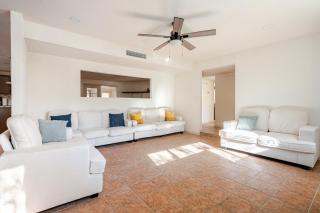l NEW l 5BR 3BTH Large and Modern Home l Central LOC l 1 ACRE lot - Sierra Vista - 0