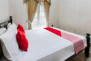 Hotel O Homestay Bonjeruk Near Restoran Pawon 21 Bonjeruk - 1