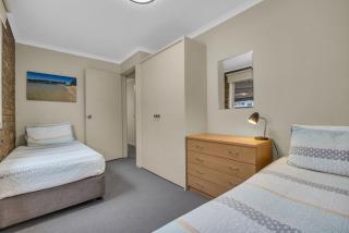 Lakeside Apartments 5 - 3