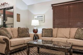 Knights Inn Litchfield MN - 8