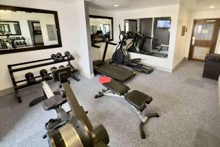 Microtel Inn & Suites by Wyndham Denver Airport - 8