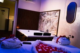 AETERNA SUITES SPA Apartment - 8