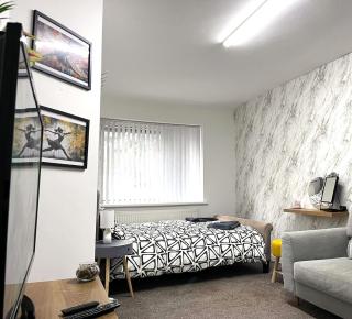 Cosy Flat 6 People, Short Drive - NEC-Airport-Birmingham-Solihull - 8