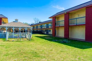 Castle Inn & Suites By OYO Chickasha - Chickasha - 7