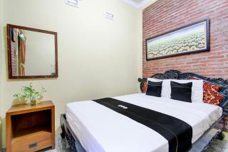 Capital O 93716 Family Guesthouse Syariah - Kalasan - 7