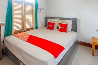 OYO 93729 Radesa Family Homestay - Kuta Lombok - 9