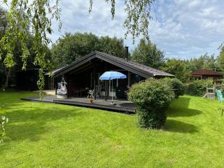 Idyllic Cabin close to Beach & Amazing Nature - Vejby - 0