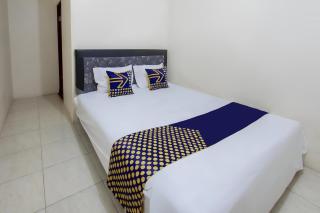 SPOT ON 93724 Songgong Homestay - Kuta Lombok - 0