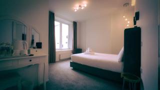 OYO Newquay Beach Hotel - Newquay - 1