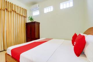 Hotel O Mbah Carik Homestay Syari'ah - 1