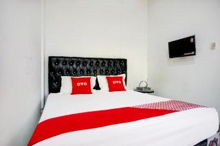 Spot ON 93947 Bahagia Guest House - Medan - 2