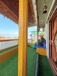Lalarukh Group of Houseboats - Srinagar - 9