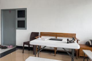 OYO 94023 Kost Stan - 2