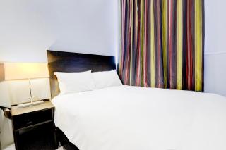London Shelton Hotel, Finsbury Park - 3