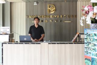 Vang Vieng Rivercube Hotel - Vang Vieng - 9