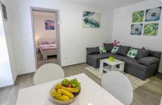 Apartment Rose - Pula - 1