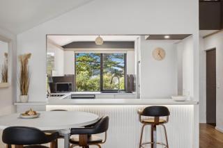 Swainson on Lady Gowrie - 8