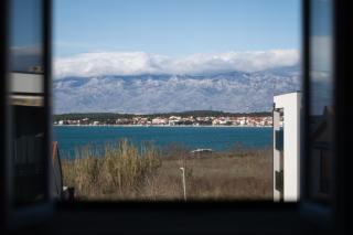 Sunshine Bay II - Nin - 9