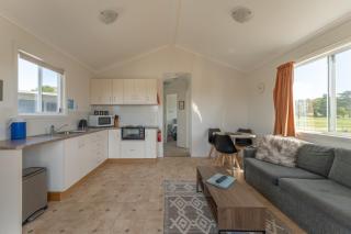 Greens Beach Caravan Park - Greens Beach - 1