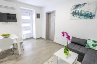 Apartment Rose - Pula - 1