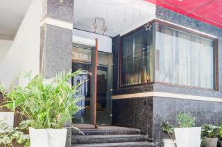 Collection O Mahipalpur near Airport Formerly Jindal Palace - New Delhi - 1