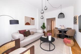 Modern Athenian Nest near Kallimarmaro Stadium by UPSTREET - Atene - 8