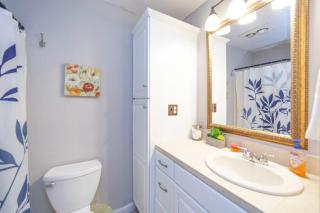 Comfort and style in this two bedroom townhouse - 3