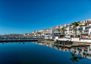 3 bed duplex by Puerto Banus, Marbella, 3 pools, Sea views - 7