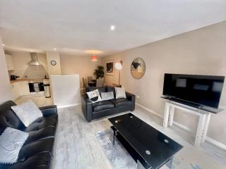 The Hideaway sleeping 6 guests with Balcony - Liverpool - 4