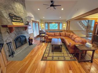FC43 Renovated cozy spacious cottage with AC air hockey wifi close to ski trails - Carroll - 7