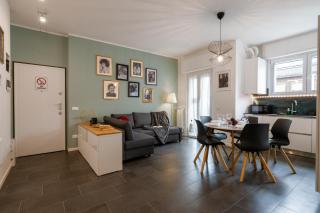 GuestHost - Casa Cinema Lovely Apartment - 9