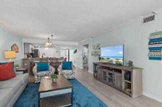1072-Newly Renovated and offers Free Beach Set-up - Destin - 7