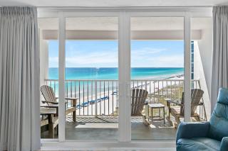 1072-Newly Renovated and offers Free Beach Set-up - Destin - 6