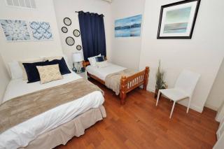 Four Bedroom Prime Furnished Rental - New York - 7