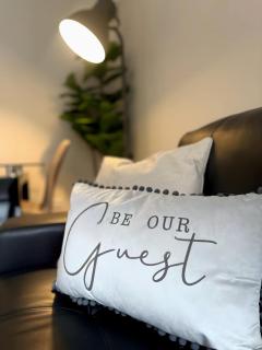 The Urban Retreat sleeping 6 guests with Parking & Balcony - Liverpool - 7