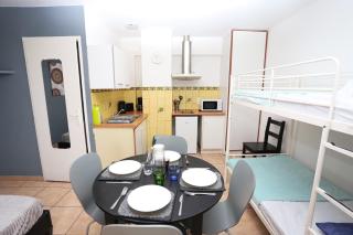 Grand studio 4 50m de la plage pour 4 - 5