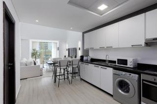 Maison Privee - Sleek Stay in Dubai Marina Famous Twisting Tower - 2