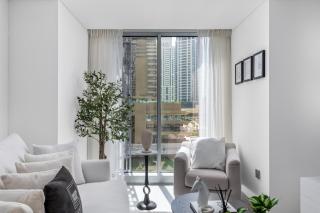 Maison Privee - Sleek Stay in Dubai Marina Famous Twisting Tower - 8