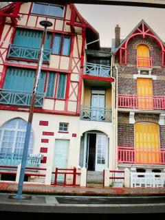 Studio classé 2 étoiles avec entrée face à la mer dans immeuble Belle Époque - Le Tréport - 0