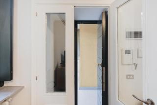 GoHost - Stylish and Charming Flat between Navigli and Duomo - Milan - 9