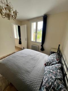 NEW 2 bedroom House 15mins from Paris by Train - 5