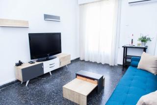 Piraeus 1 Bd Cosy Apt with Balcony - Pireo - 1